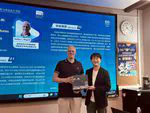 Andrey L. Rogach 教授访问深圳技术大学并作 IC Forum 讲座